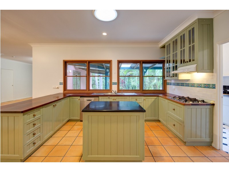 36 Tallgum Avenue, Doonan QLD 4562