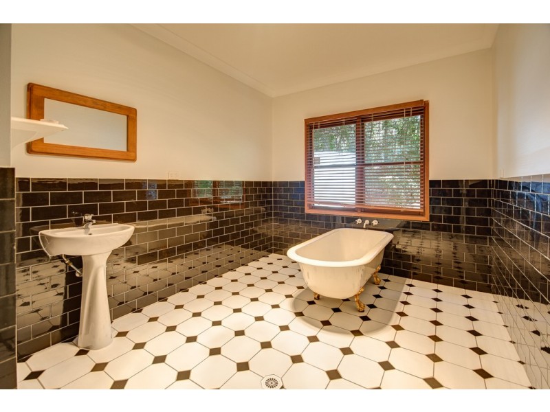 36 Tallgum Avenue, Doonan QLD 4562