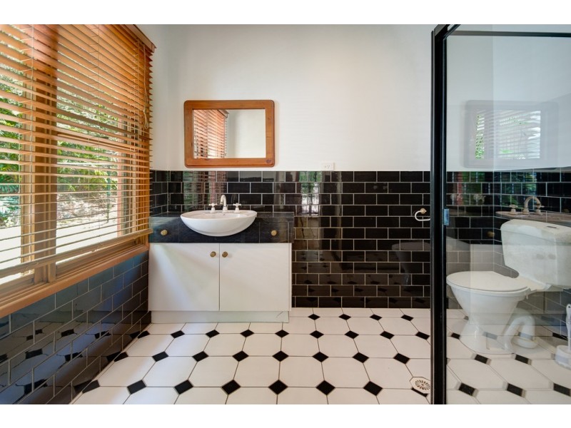 36 Tallgum Avenue, Doonan QLD 4562