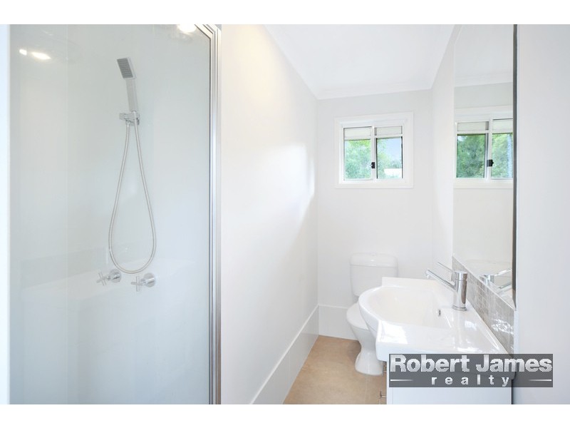 25 Misty Lane, Cooroibah QLD 4565