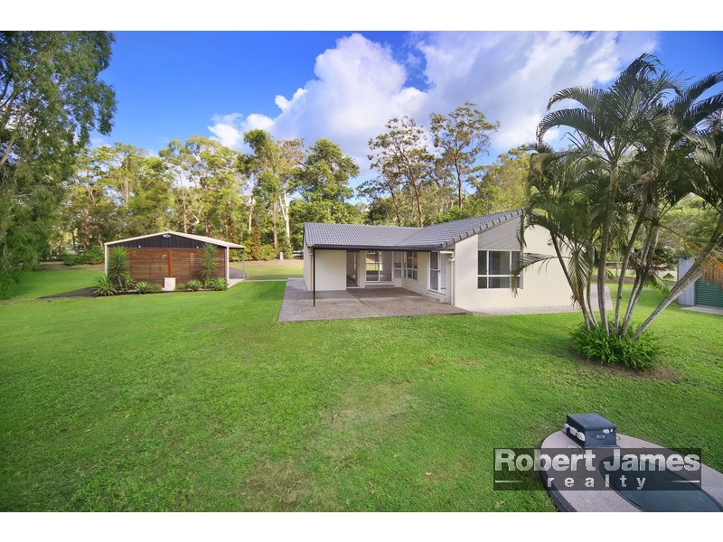25 Misty Lane, Cooroibah QLD 4565
