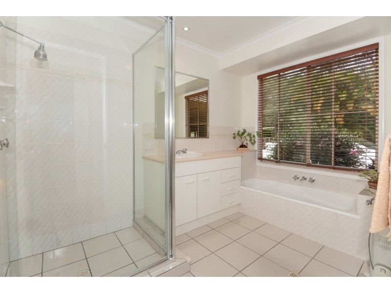 110 Laguna Grove, Doonan QLD 4562