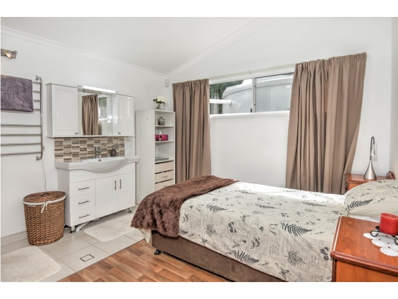 195 Sunrise Road, Eumundi QLD 4562