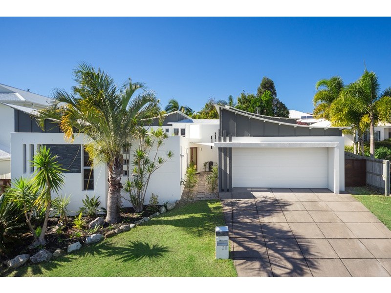 38 Crestview Drive, Peregian Springs QLD 4573