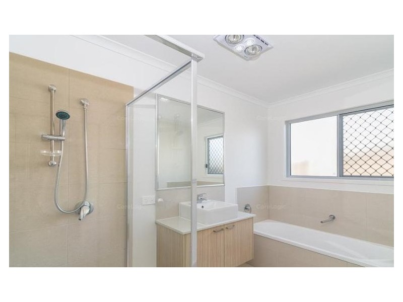 25 Silver Wattle Gr, Peregian Springs QLD 4573
