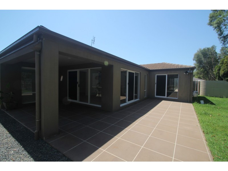 9 Kingsmill Cct, Peregian Springs QLD 4573