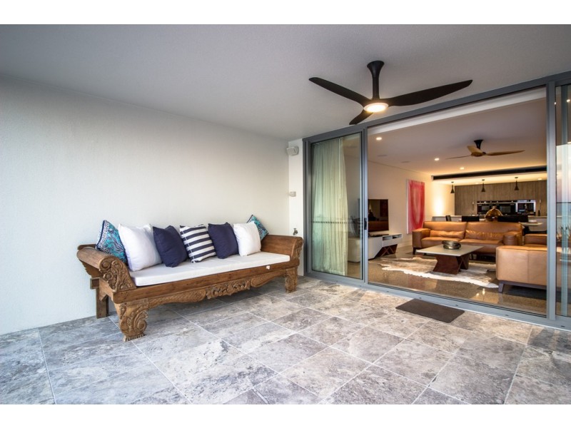 19/36 Woodcliffe Cresent, Woody Point QLD 4019