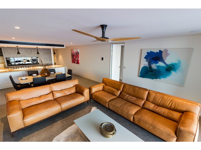19/36 Woodcliffe Cresent, Woody Point QLD 4019