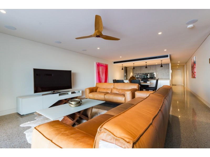 19/36 Woodcliffe Cresent, Woody Point QLD 4019