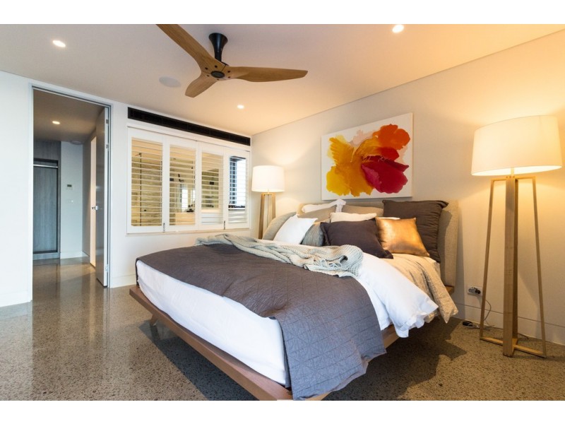 19/36 Woodcliffe Cresent, Woody Point QLD 4019