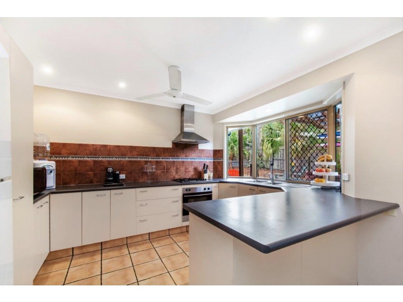 8 Dayspring Street, Sunrise Beach QLD 4567