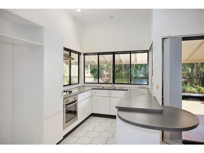 6 Hickory Place, Tewantin QLD 4565
