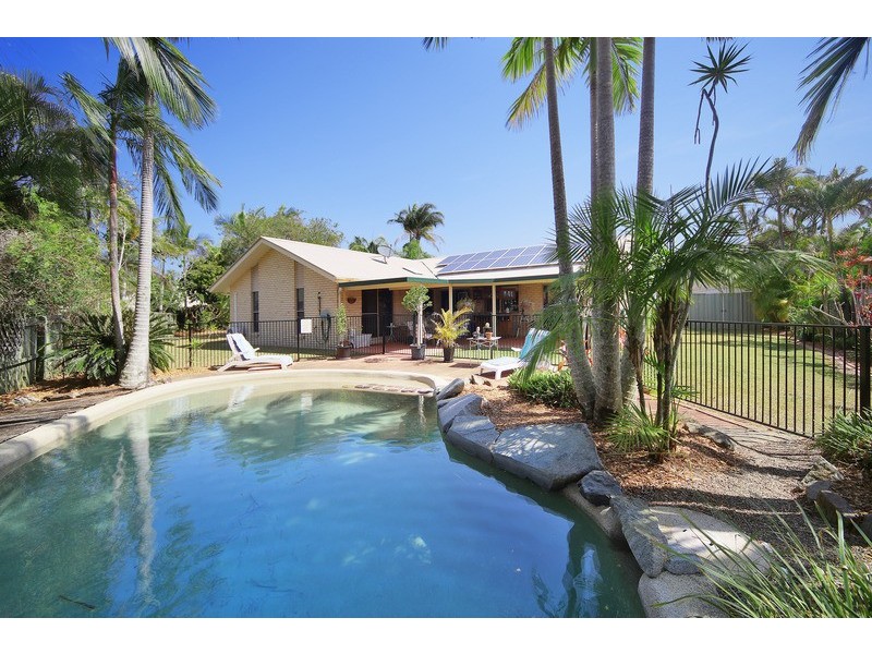 110 Outlook Drive, Tewantin QLD 4565