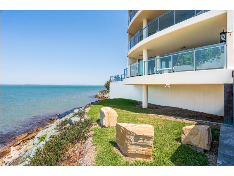 18/36 Woodcliffe Crescent, Woody Point QLD 4019
