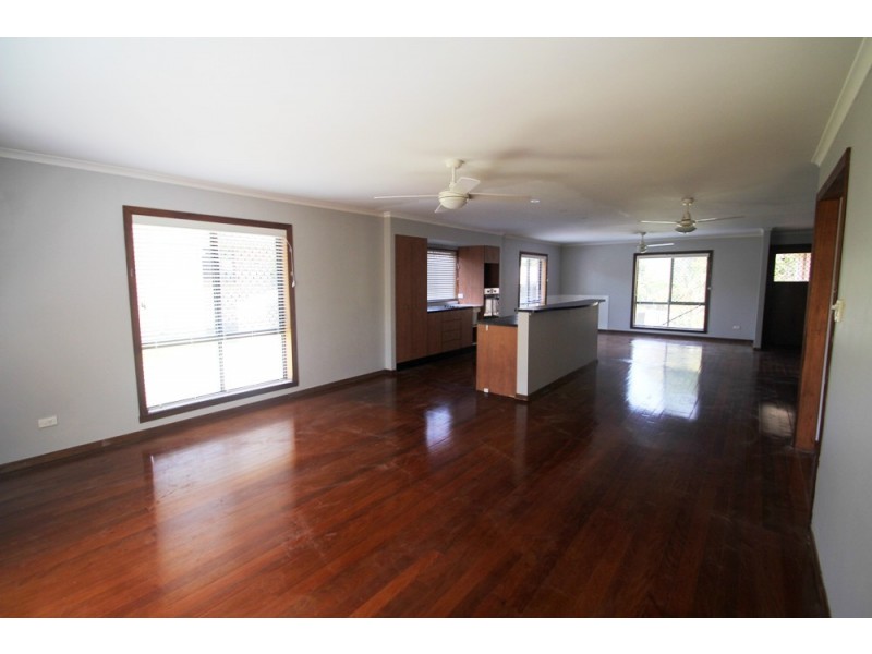 6 Crystal Street, Cooroy QLD 4563