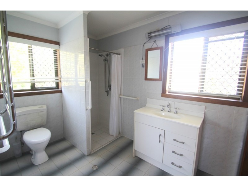 6 Crystal Street, Cooroy QLD 4563