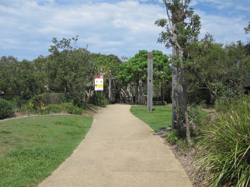 17 Surfside Lane, Mount Coolum QLD 4573