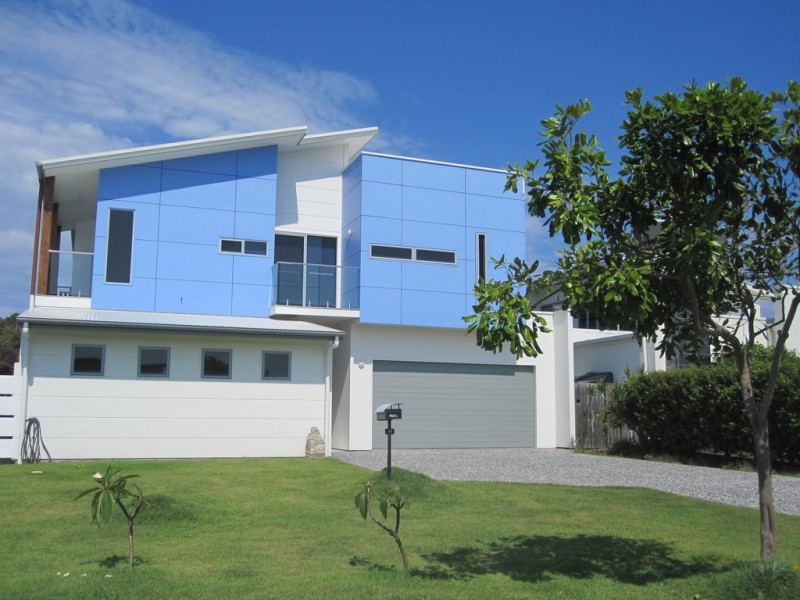 17 Surfside Lane, Mount Coolum QLD 4573