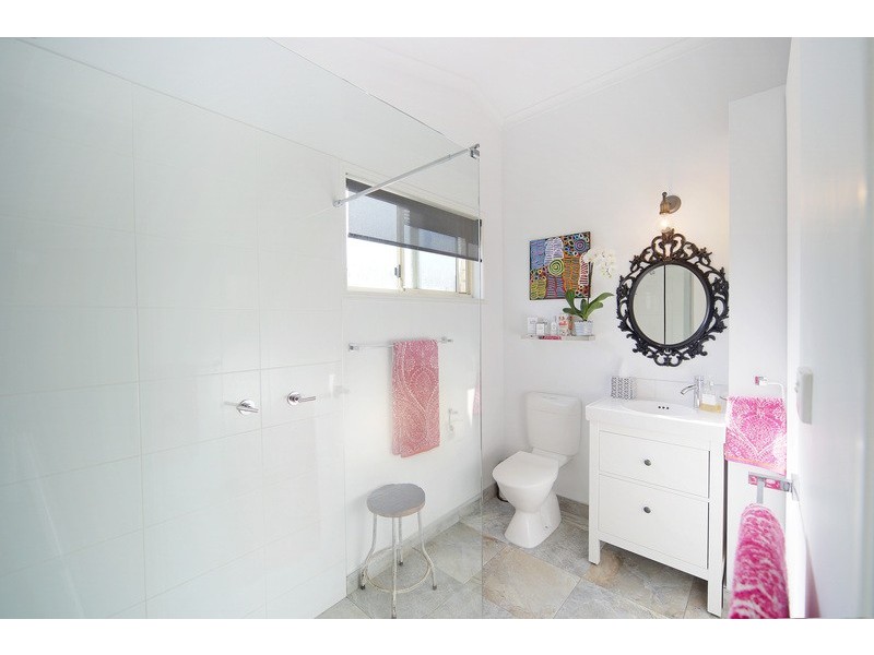 1/3 Sylvia Street, Noosaville QLD 4566