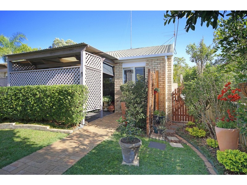 1/3 Sylvia Street, Noosaville QLD 4566