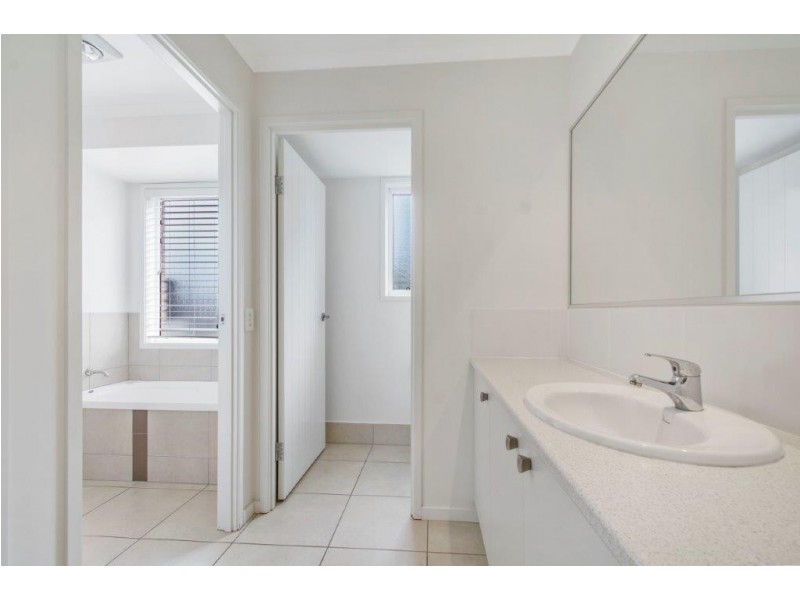 17 Dianella Court, Cooroy QLD 4563