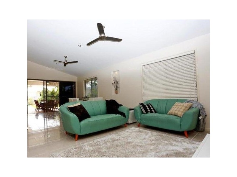 15 Montreal Dr, Peregian Springs QLD 4573