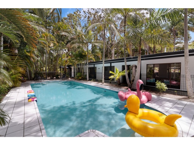 9 Smiths Road, Tinbeerwah QLD 4563