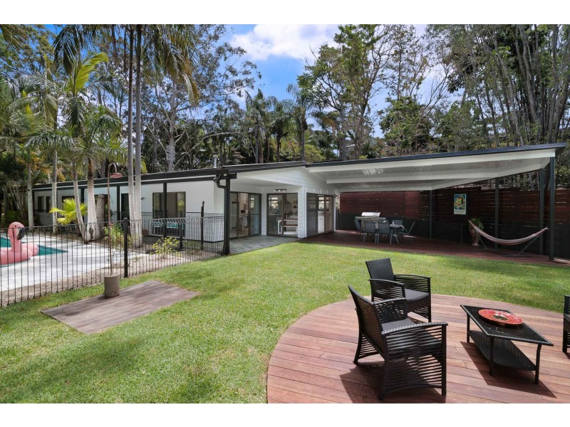 9 Smiths Road, Tinbeerwah QLD 4563