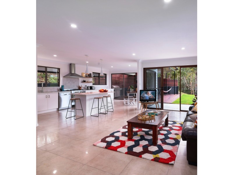 9 Smiths Road, Tinbeerwah QLD 4563