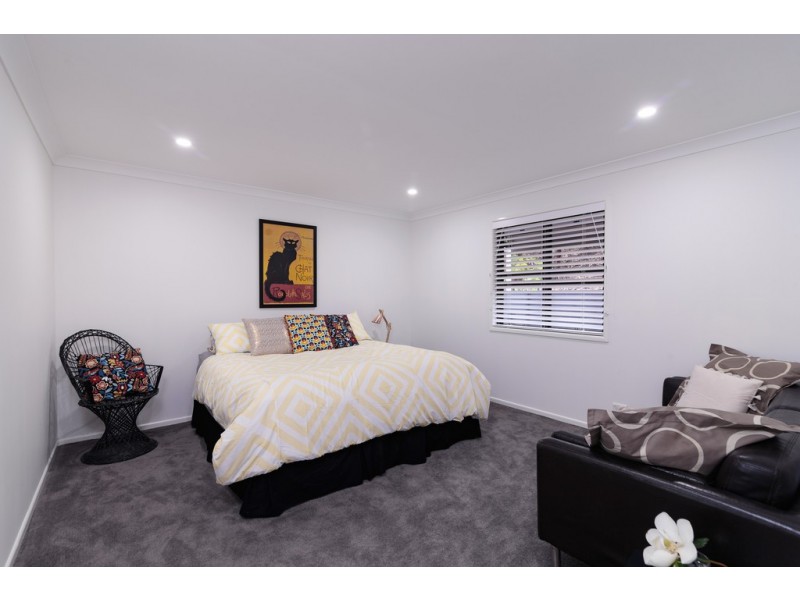 9 Smiths Road, Tinbeerwah QLD 4563