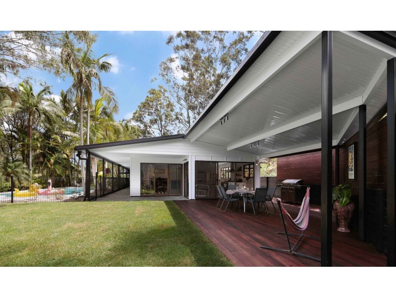 9 Smiths Road, Tinbeerwah QLD 4563