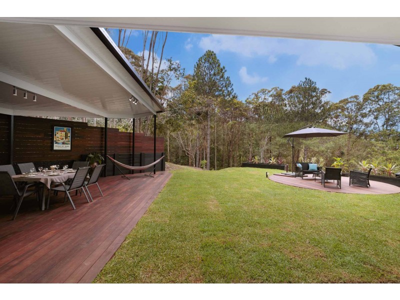 9 Smiths Road, Tinbeerwah QLD 4563