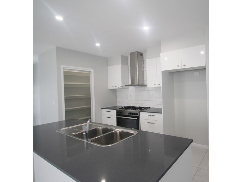 35 Koel Cct, Peregian Springs QLD 4573
