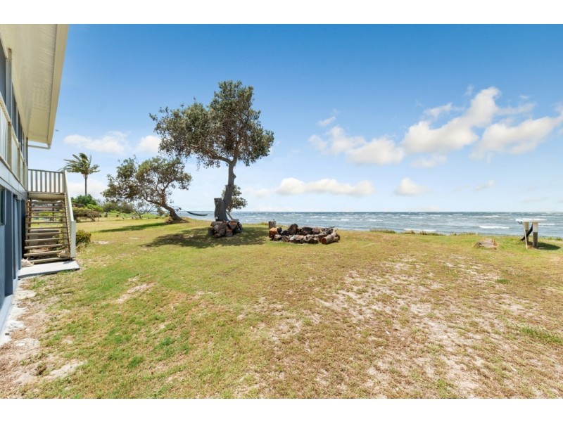 13 Grace Street, Beachmere QLD 4510