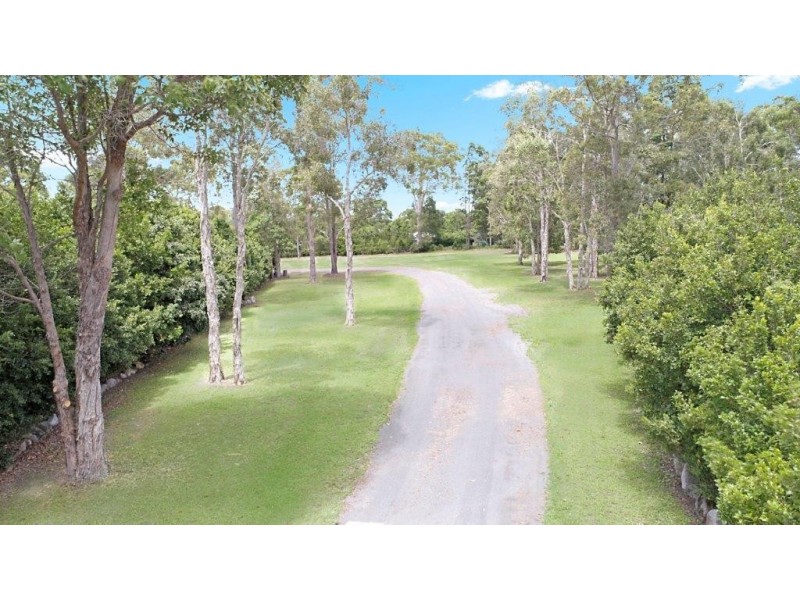 18 Adensfield Ct, Cooroibah QLD 4565