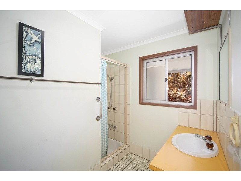 30 Spindrift Ave, Coolum Beach QLD 4573