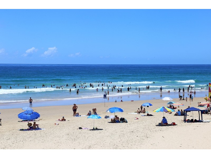 30 Spindrift Ave, Coolum Beach QLD 4573