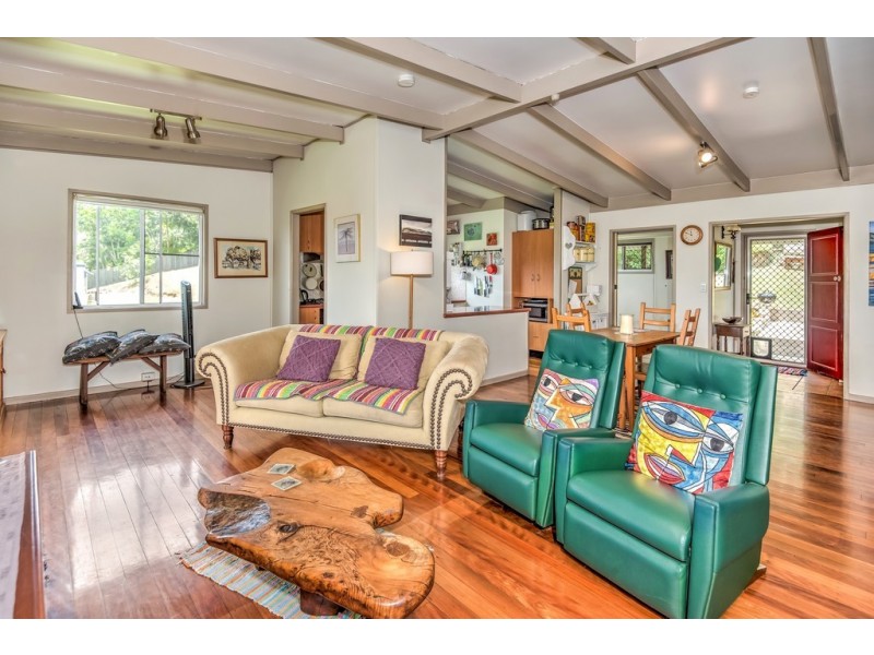 8 Barlee Street, Eumundi QLD 4562