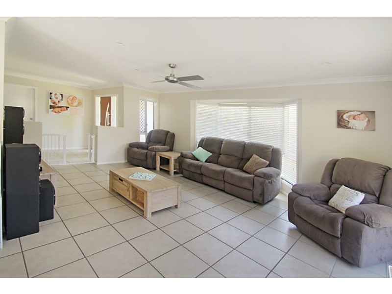 25 Leafhaven Dr, Tewantin QLD 4565