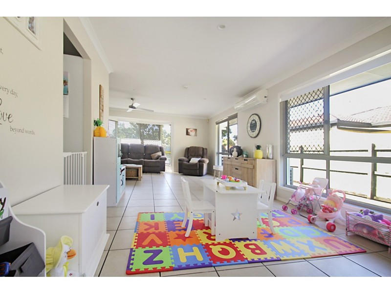 25 Leafhaven Dr, Tewantin QLD 4565