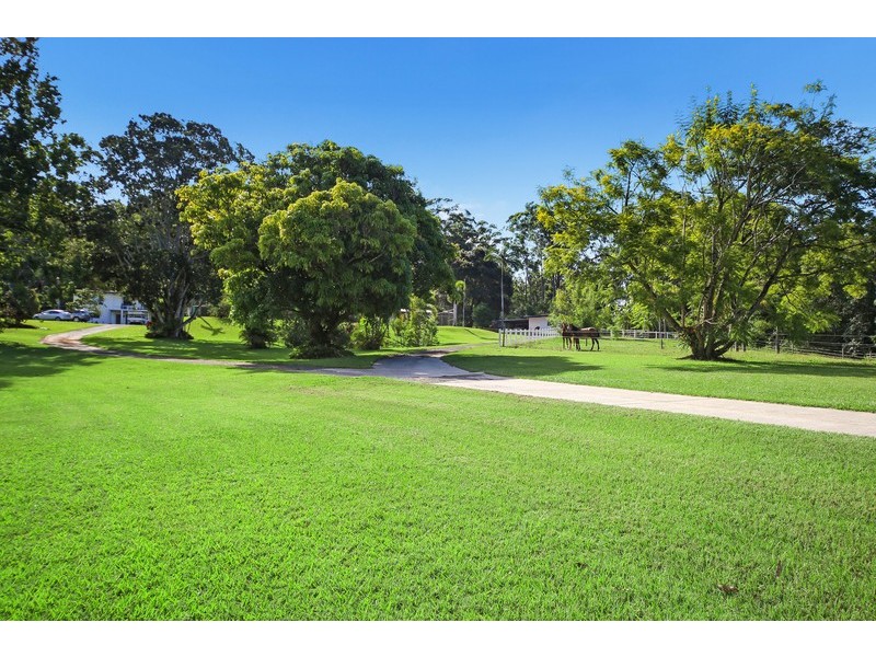 130 Paskins Road, Palmwoods QLD 4555