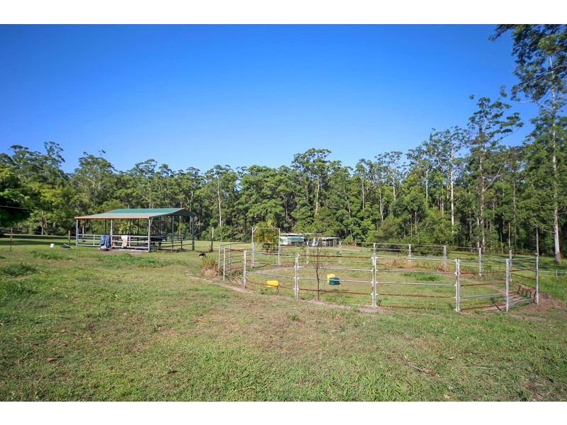 130 Paskins Road, Palmwoods QLD 4555