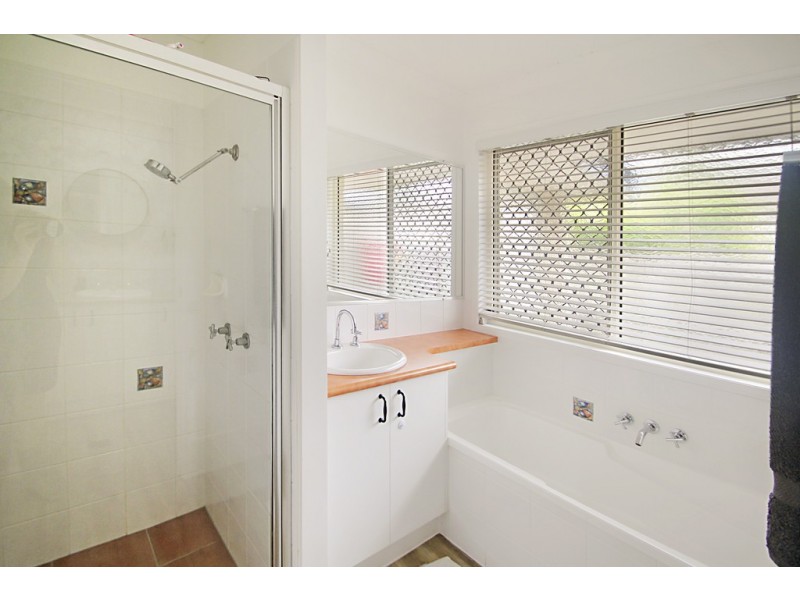 21 Leafhaven Dr, Tewantin QLD 4565