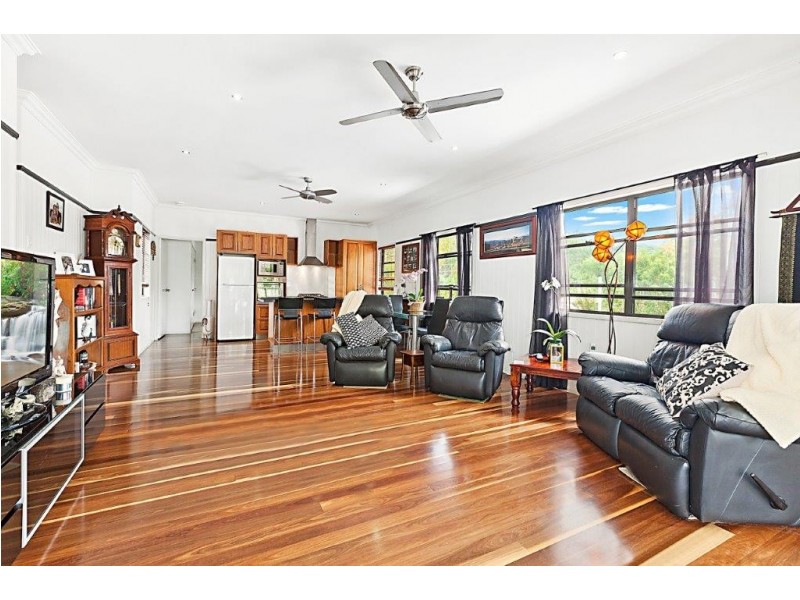 30 Pines Avenue, Cooroibah QLD 4565