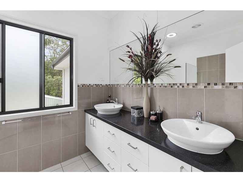 30 Pines Avenue, Cooroibah QLD 4565