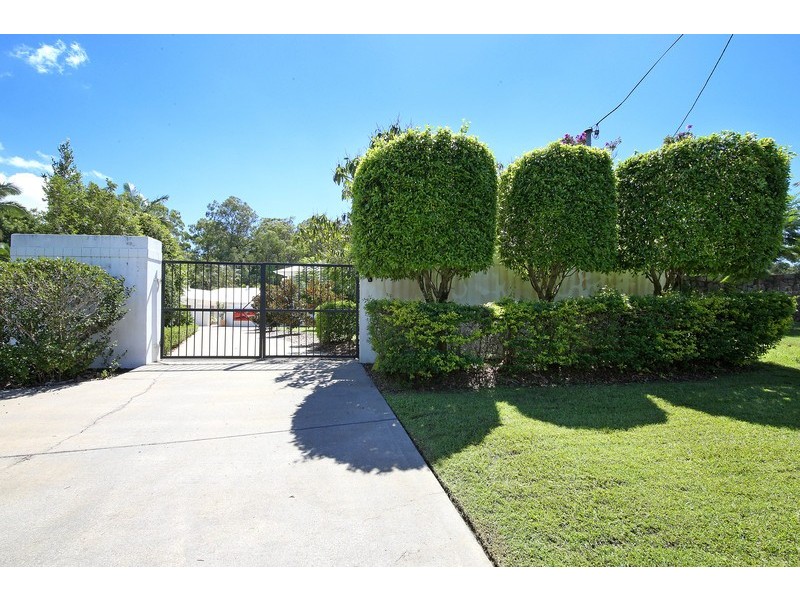 9 Upland Ct, Tinbeerwah QLD 4563