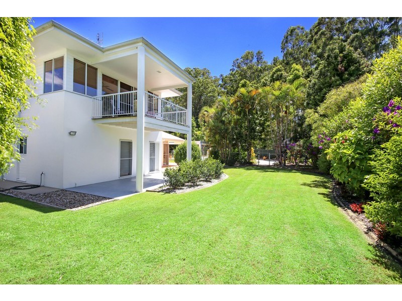 9 Upland Ct, Tinbeerwah QLD 4563