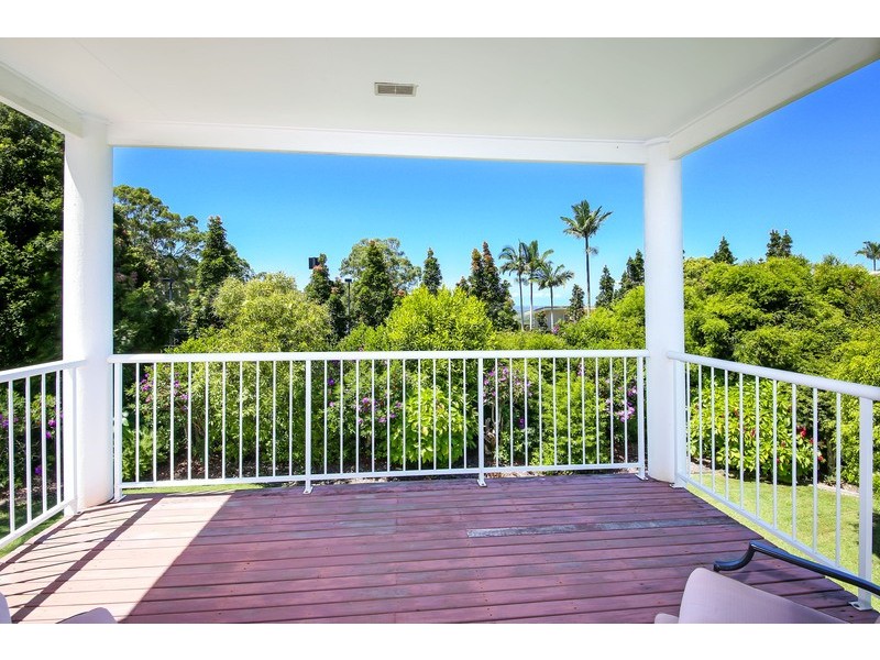 9 Upland Ct, Tinbeerwah QLD 4563