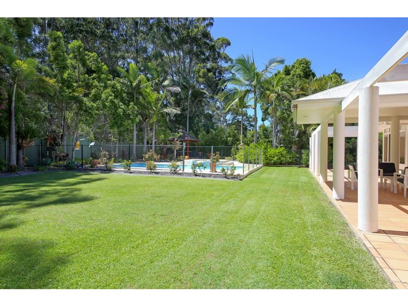 9 Upland Ct, Tinbeerwah QLD 4563