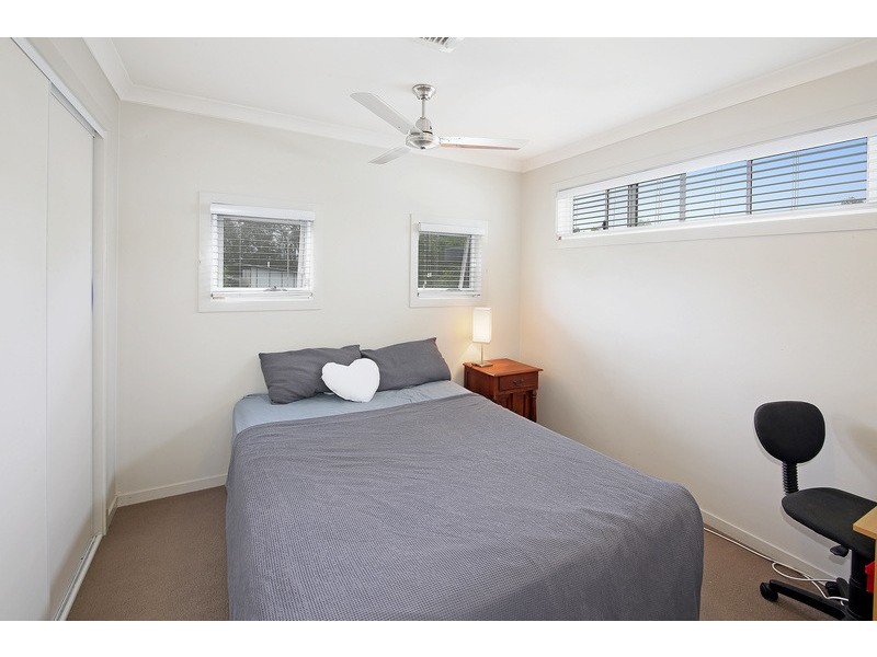 8/2 Lake Weyba Drive, Noosaville QLD 4566